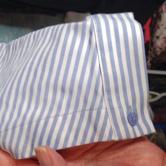 Guess women's long sleeve blouse Sz xsmall - Picture 12 of 17